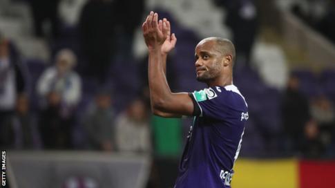 Kompany Announces Retirement From Professional Football
