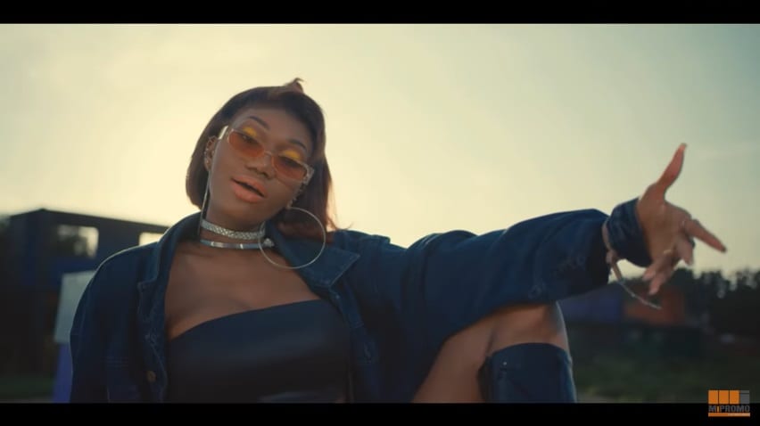 Wendy Shay Hooks Up With Kelvyn Boy On "Odo"