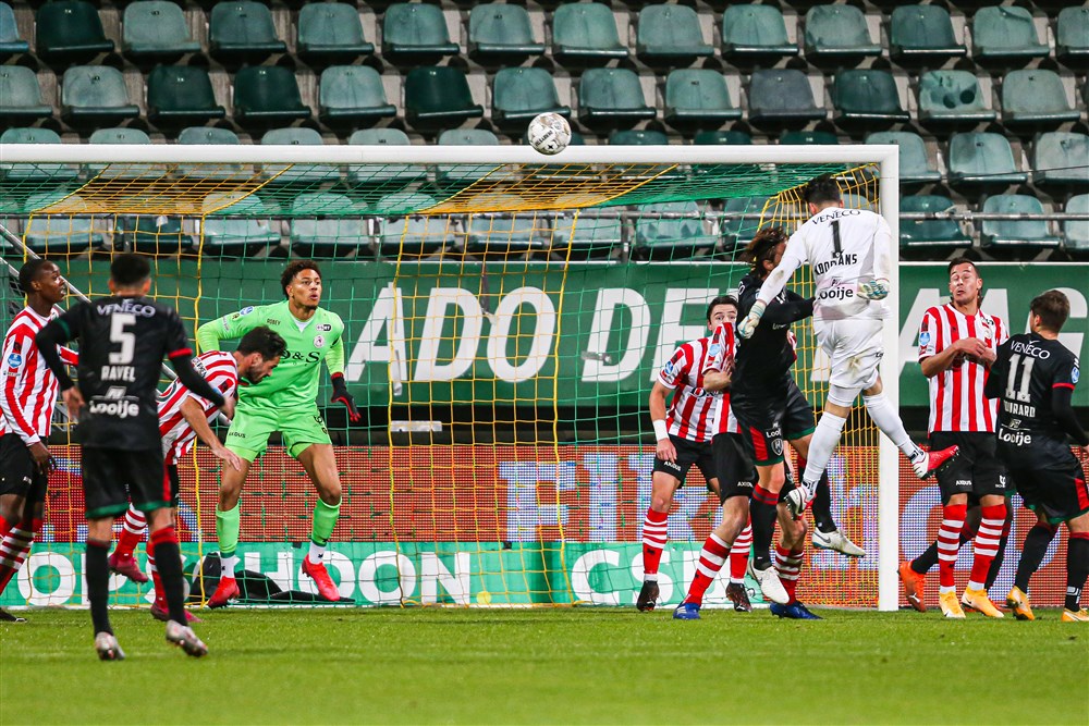 Okoye In Action As Sparta Rotterdam Crash Out Of Dutch Cup