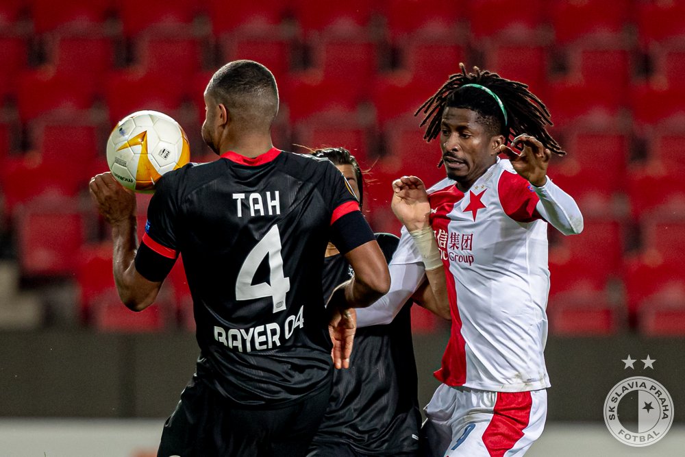 Olayinka Celebrates Slavia Prague’s Winning Goal Against Leverkusen