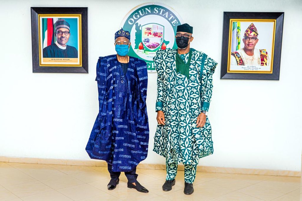 The Minister of Information Applauds the Launch of Tie and Dye Digital Platform