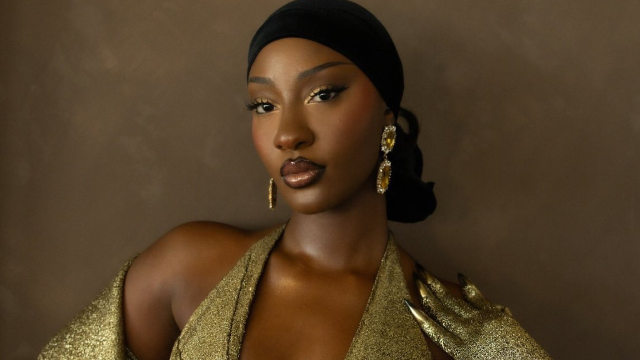 Tems Is Proof That Nigerian Artists Do Not Need To Change Who They Are To Win In America
